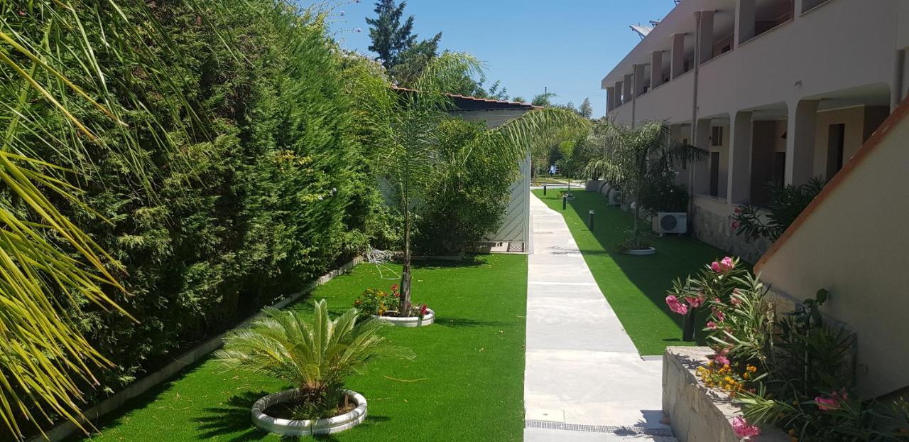 וילסימיוס Palm Village מראה חיצוני תמונה